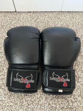 I Love Kickboxing Black Training Gloves